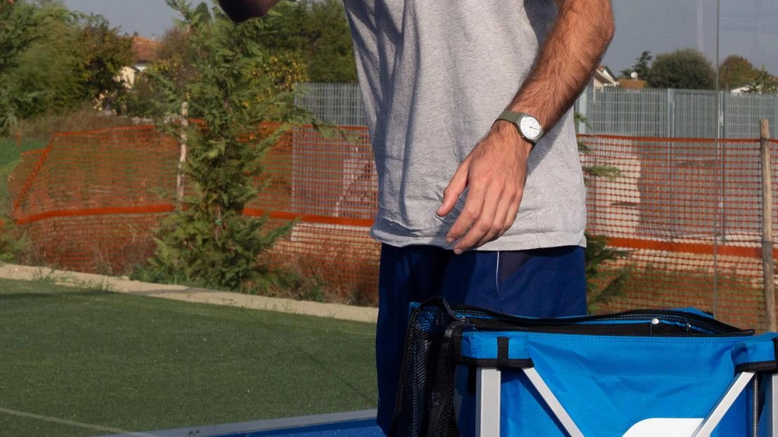 A Pisa è padel mania 50mila partite all’anno: "Obiettivo i più piccoli" A Pisa è padel mania 50mila partite all’anno: "Obiettivo i più piccoli"