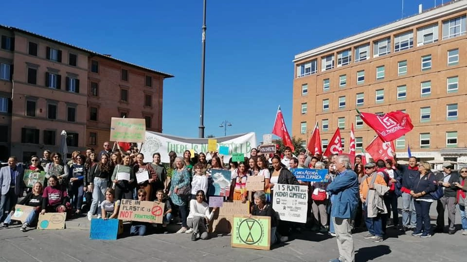 Torna lo sciopero globale per il clima Oggi corteo da piazza Matteotti al Campo Torna lo sciopero globale per il clima Oggi corteo da piazza Matteotti al Campo