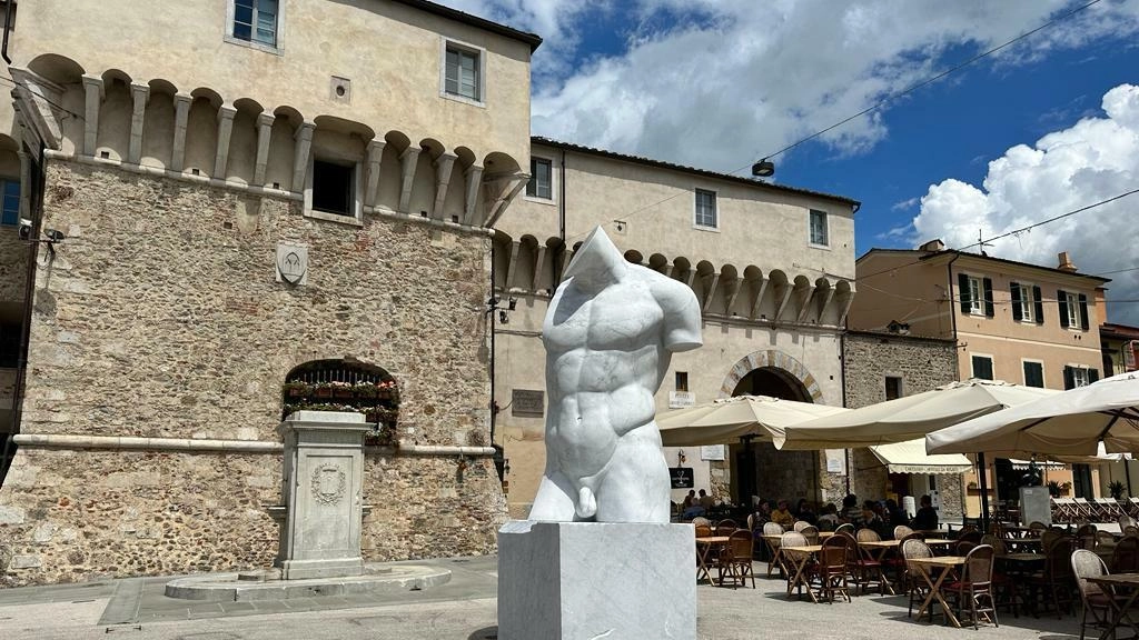 La Piccola Atene A spasso tra arte Caffè e spettacoli La Piccola Atene A spasso tra arte Caffè e spettacoli
