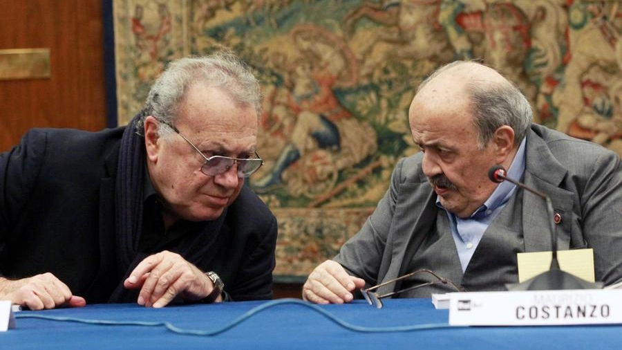 Enrico Vaime (a sinistra) con Maurizio Costanzo