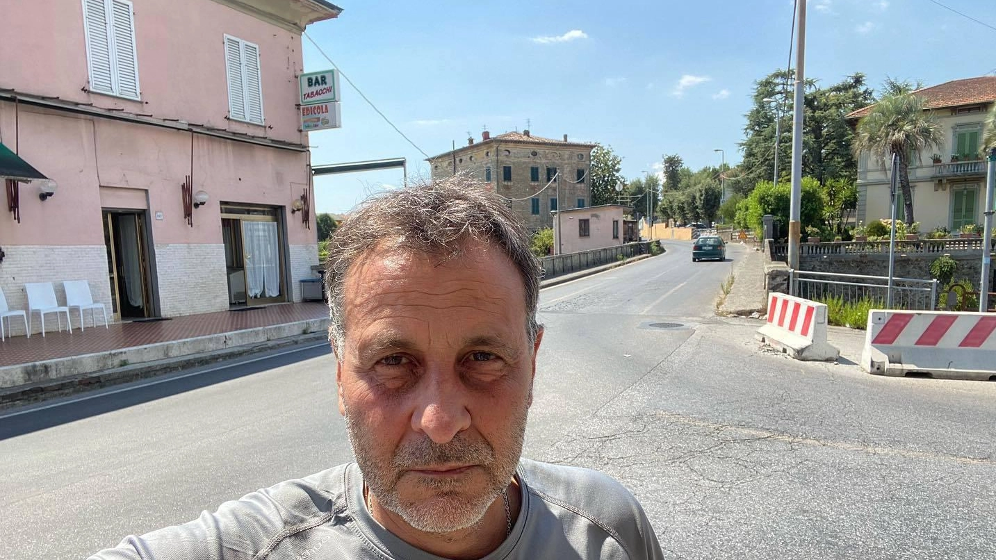 Ponte all’Abate, sale la protesta  "Lavori con tempi troppo lunghi  Serve una soluzione diversa"
