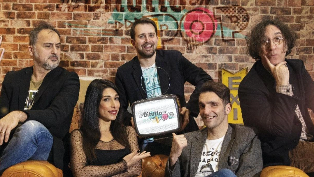 "#Dituttounpop" Sul divano di Gai Lo show televisivo a villa Stonorov "#Dituttounpop" Sul divano di Gai Lo show televisivo a villa Stonorov