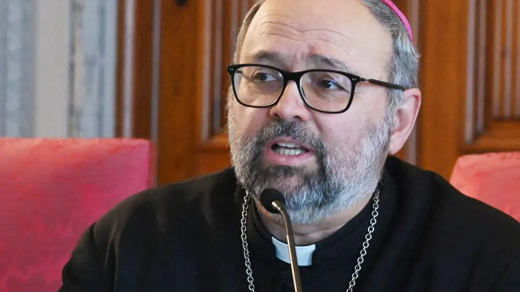 Celebrazioni pasquali Oggi in Cattedrale il “Mercoledì Santo“ Processione da S.Giovanni Celebrazioni pasquali Oggi in Cattedrale il “Mercoledì Santo“ Processione da S.Giovanni