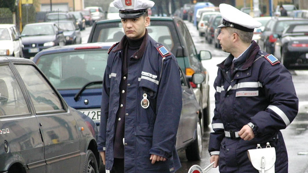 Agenti della polizia municipale di Montemurlo (foto Attalmi)