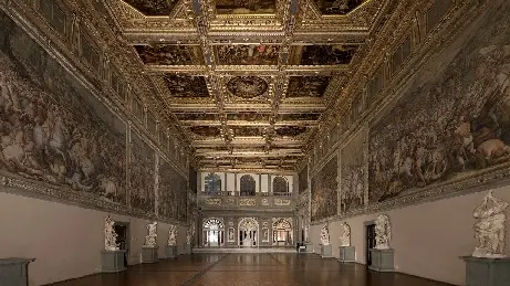 Il Salone dei Cinquecento di Palazzo Vecchio Il Salone dei Cinquecento di Palazzo Vecchio