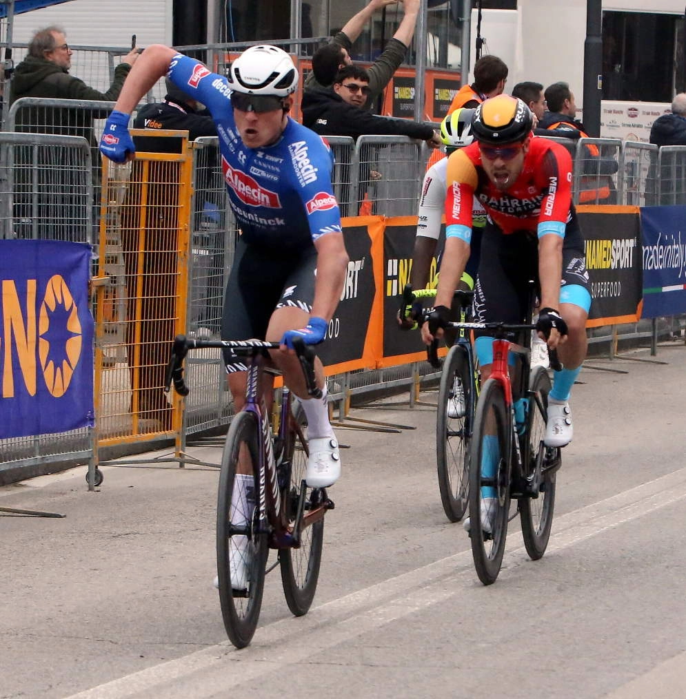 immagine di sfondo 15