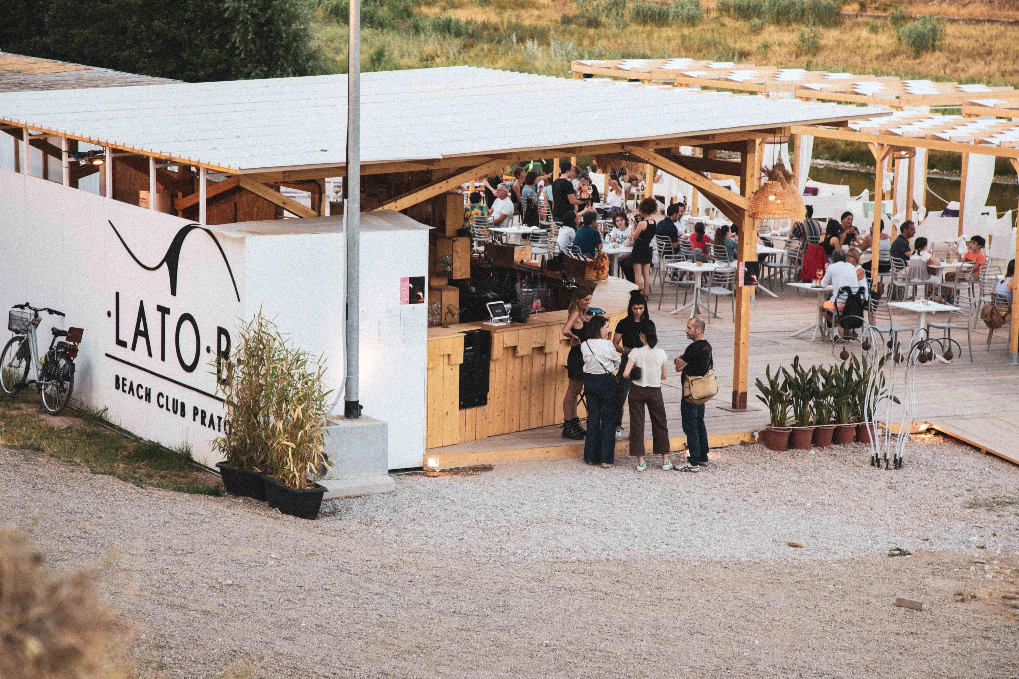 LATO B - Beach Club Prato LATO B - Beach Club Prato