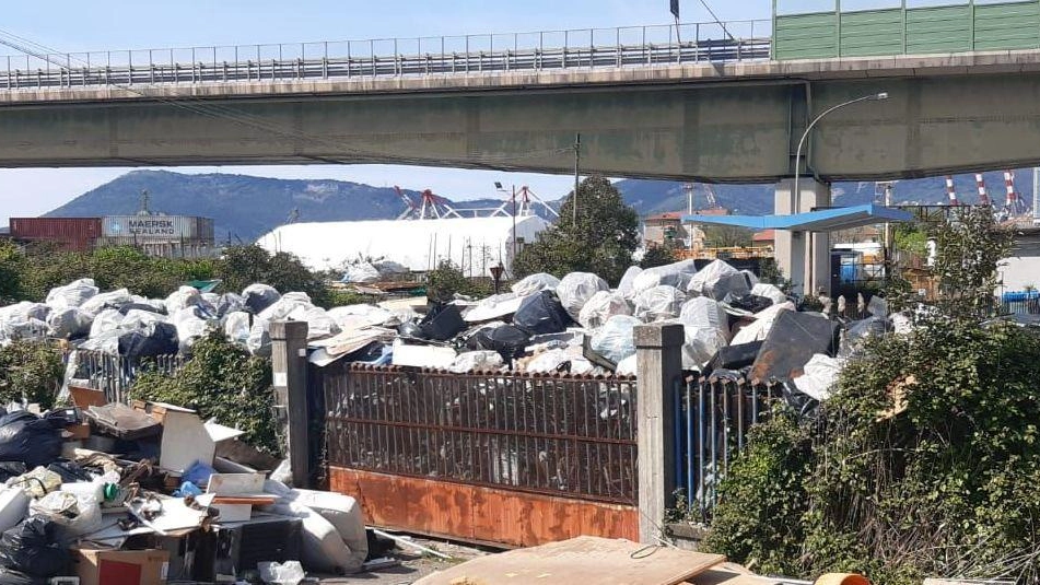 Con l’ascia a casa della ex Imprenditore condannato Con l’ascia a casa della ex Imprenditore condannato