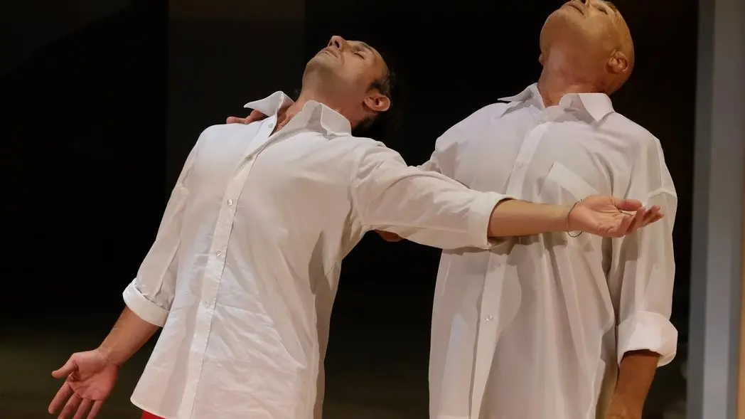 Nuove strade “L’inizio del sentire“ Danza e ascolto del corpo con Sieni Nuove strade “L’inizio del sentire“ Danza e ascolto del corpo con Sieni