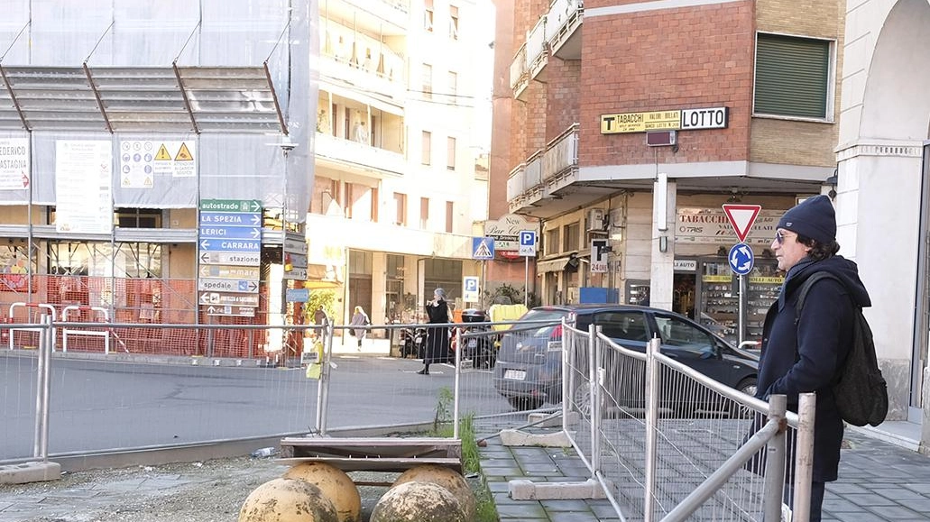 Piazza San Giorgio: "Lavori finiti entro metà aprile" Piazza San Giorgio: "Lavori finiti entro metà aprile"
