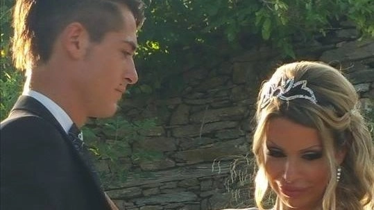 Sara Mecchi e Michael Borin durante il matrimonio che è stato celebrato a Villa Bernardini a Lucca e  ripreso dalle telecamere di Sky