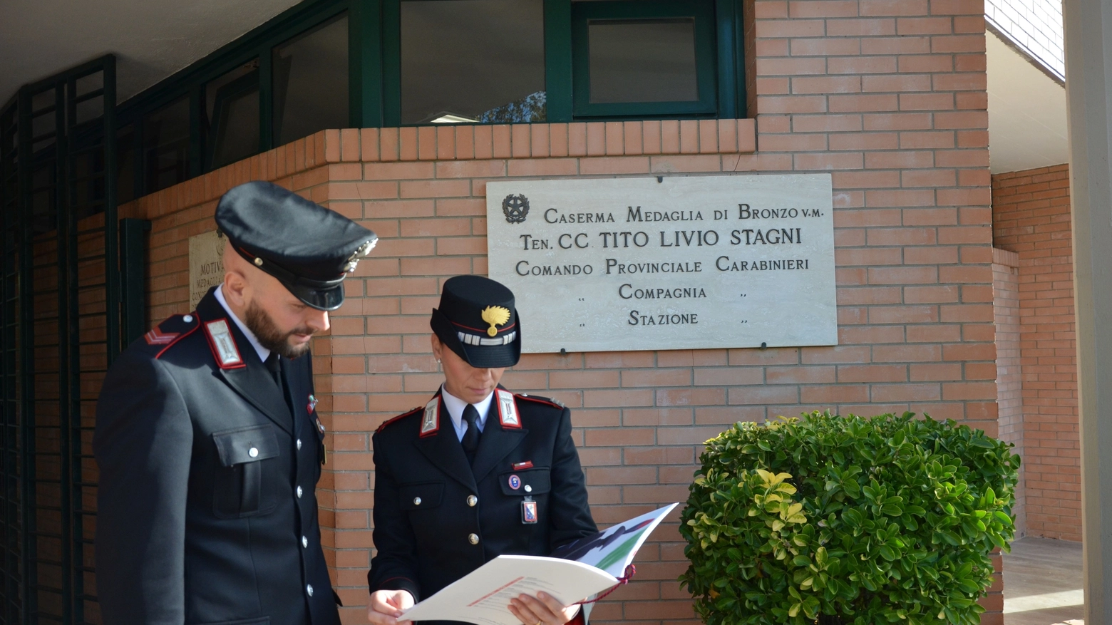 I carabinieri del comando provinciale di Siena con il Calendario