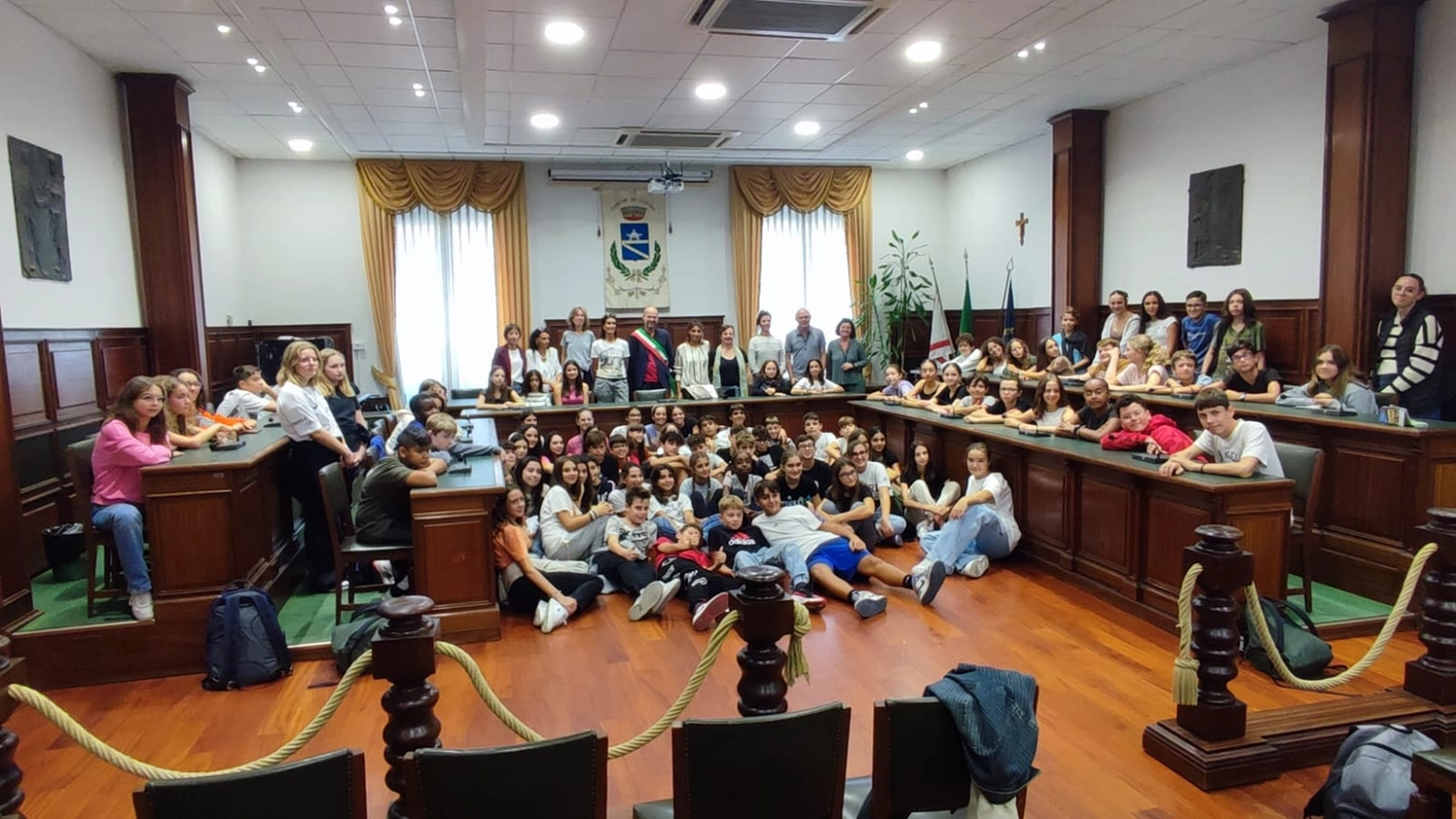 I ragazzi francesi ospiti al comune di Cascina I ragazzi francesi ospiti al comune di Cascina