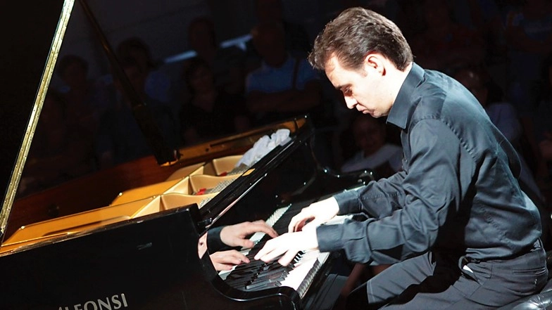 Seconda tappa del XXV Festival Pianistico 'Città di Sarzana' all'Oratorio di Santa Croce. Un ricco programma dedicato al compositore polacco