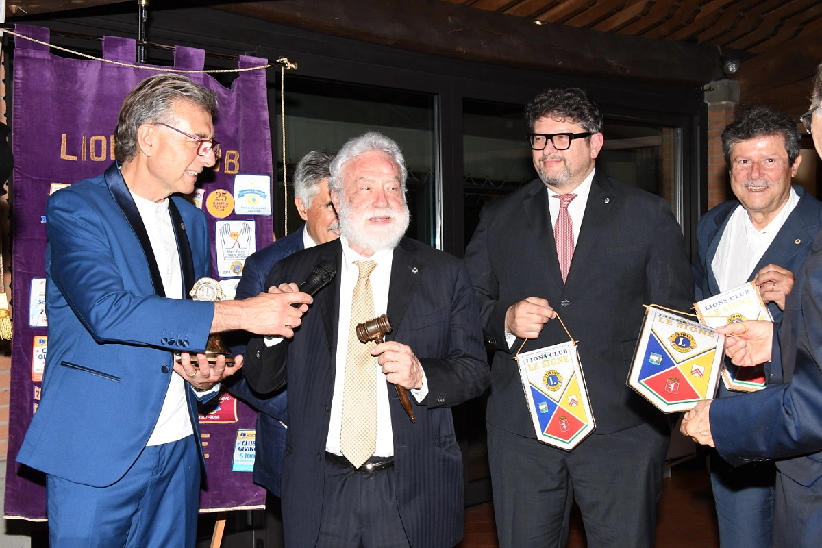 immagine di sfondo 4