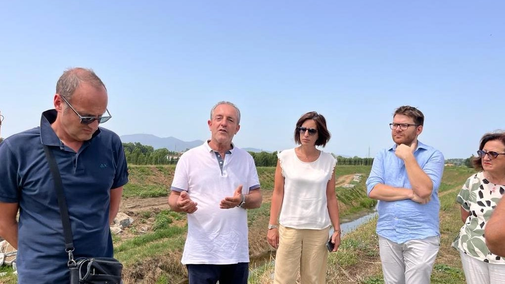 Torrente Pescia di Collodi Al via i lavori per riportare in sicurezza tratto e argini Torrente Pescia di Collodi Al via i lavori per riportare in sicurezza tratto e argini