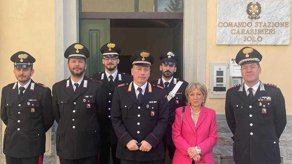 Il prefetto in visita a Jolo  "Grazie ai carabinieri  per il lavoro quotidiano"