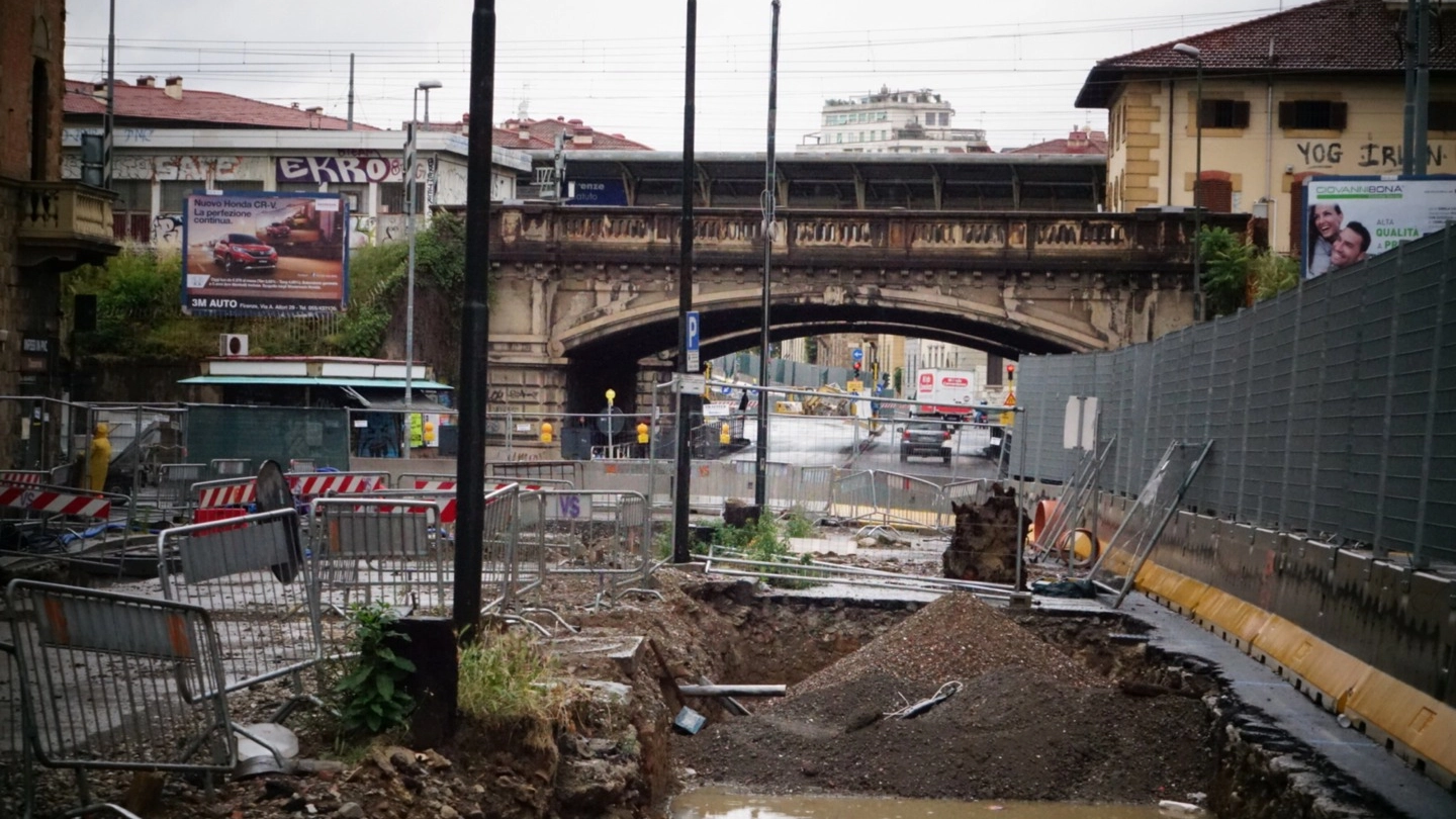 I cantieri della tramvia allo Statuto (Gianluca Moggi/ New Press Photo)