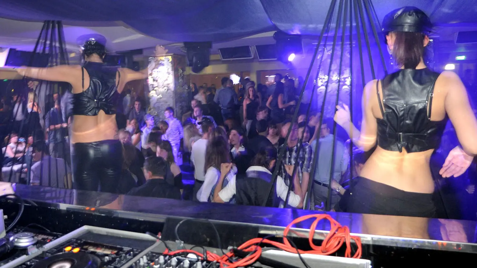 Appello a tutti i contatti  E’ andato in discoteca  e ha viaggiato in treno  Chi deve farsi avanti