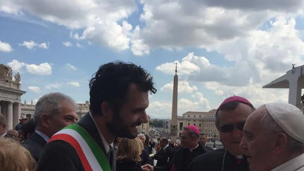 Biffoni e Agostinelli con il Papa in piazza San Pietro