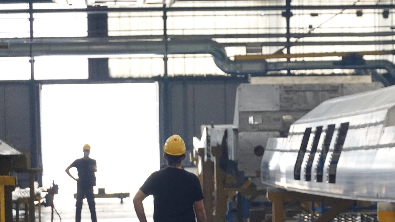 "Premio di produzione sui 485 euro Ai dipendenti invece intorno ai 4mila" "Premio di produzione sui 485 euro Ai dipendenti invece intorno ai 4mila"