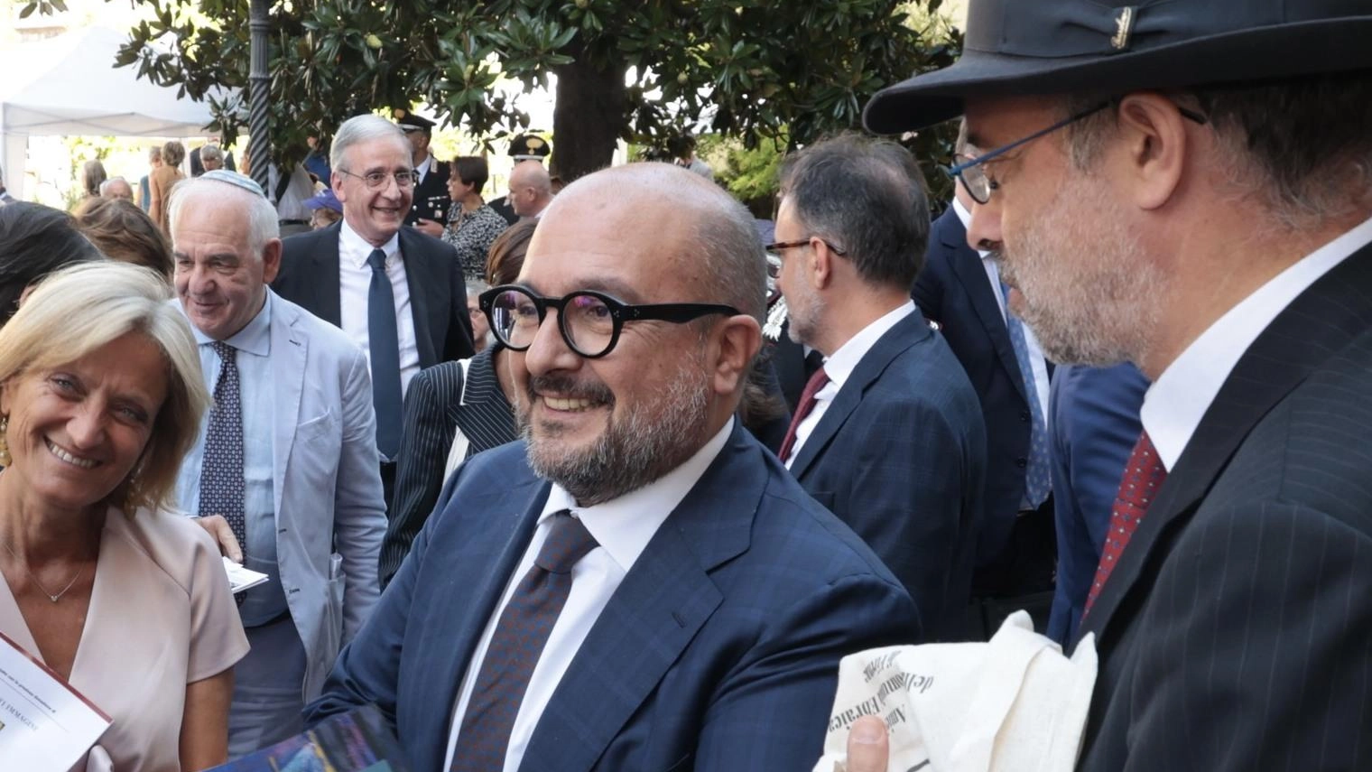 Stop arte oltraggiata  Sangiuliano deciso  "Chi rompe paga"