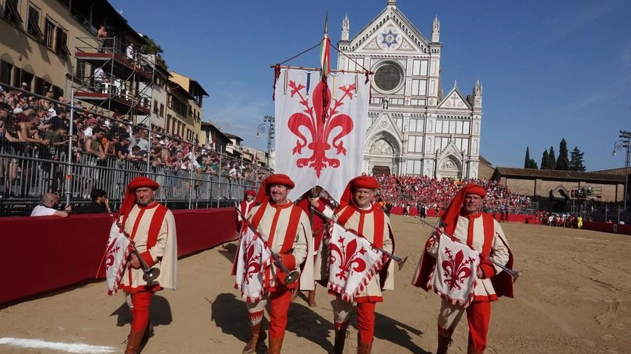 Il grande spettacolo del Calcio Storico Fiorentino (Moggi/New Press Photo)