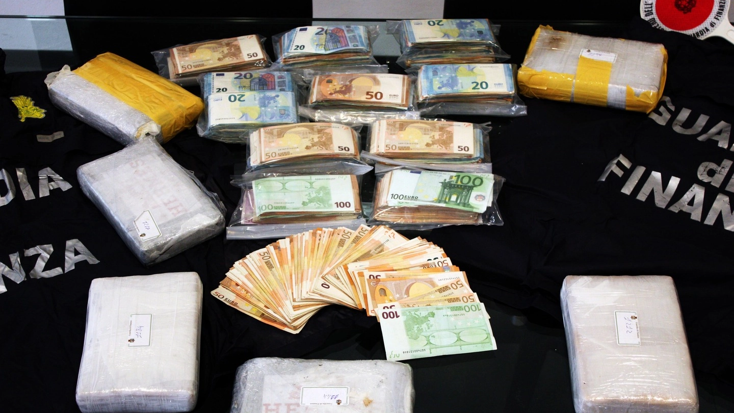 La Spezia: sequestrati sette chili di cocaina