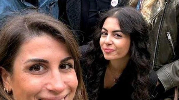 La Scuola di specializzazione in Chirurgia plastica ricostruttiva ed estetica dell'Università di Pisa è la 46esima delle Scuole di specializzazione di area medica. Un traguardo importante per la comunità accademica medica pisana. Formazione teorico-pratica sempre aggiornata per le nuove generazioni di specialisti.