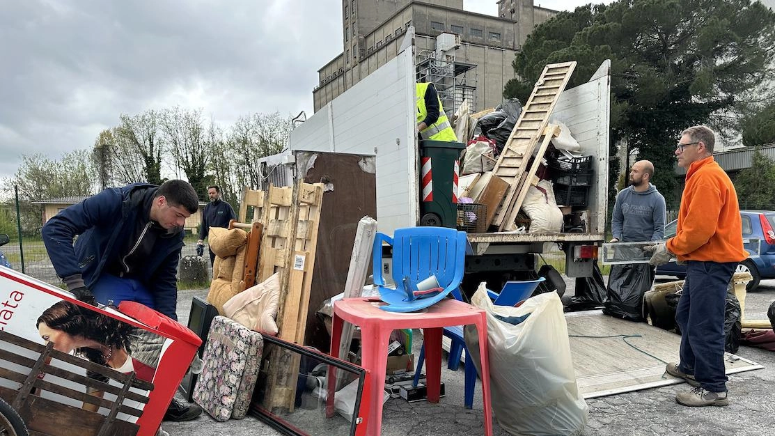 Ultimi appuntamenti per pulizie di primavera di Sistema Ambiente Ultimi appuntamenti per pulizie di primavera di Sistema Ambiente