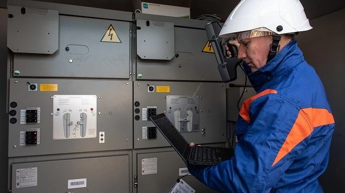 Un doppio guasto ha messo ko le linee. Il servizio ripristinato dai tecnici dell’Enel Un doppio guasto ha messo ko le linee. Il servizio ripristinato dai tecnici dell’Enel