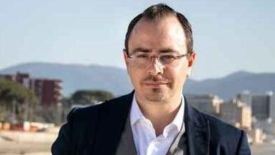 Nel parco una scritta inneggiante Hitler. L’ira di Benini Nel parco una scritta inneggiante Hitler. L’ira di Benini