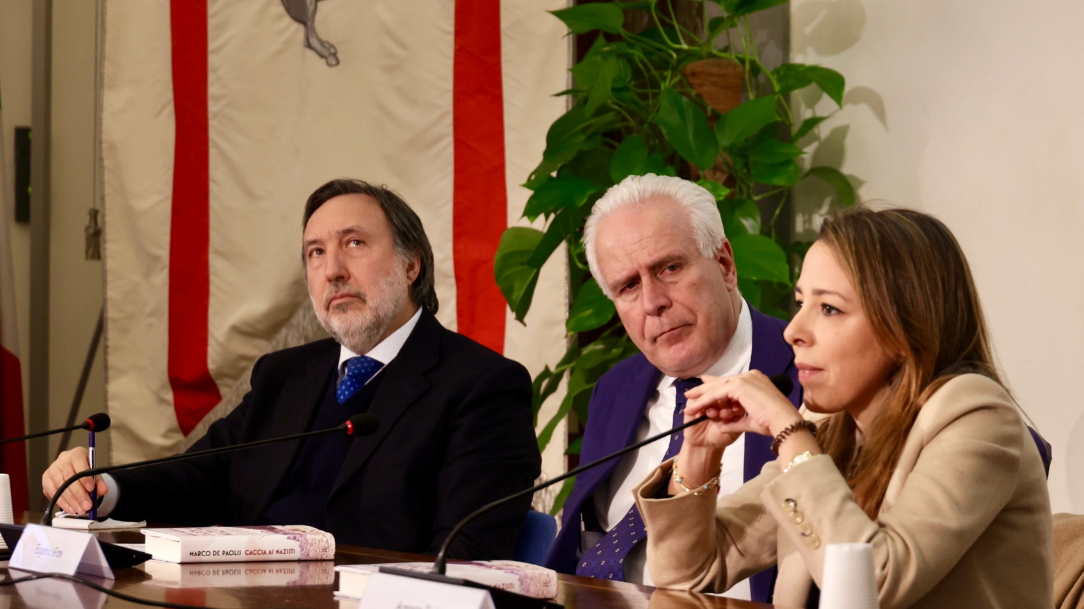 Da sinistra Marco de Paolis, Eugenio Giani e Agnese Pini (foto Gianluca Moggi/New Press Photo)