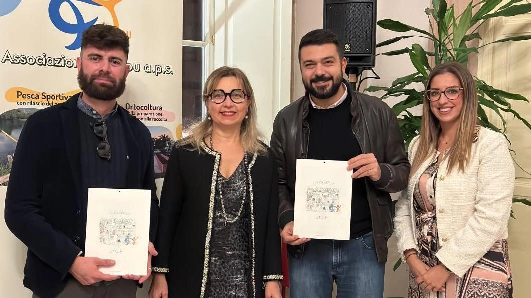 Dodici mesi di felicità. Un calendario solidale per il biscottificio di ’Insiemeforyou’ Dodici mesi di felicità. Un calendario solidale per il biscottificio di ’Insiemeforyou’