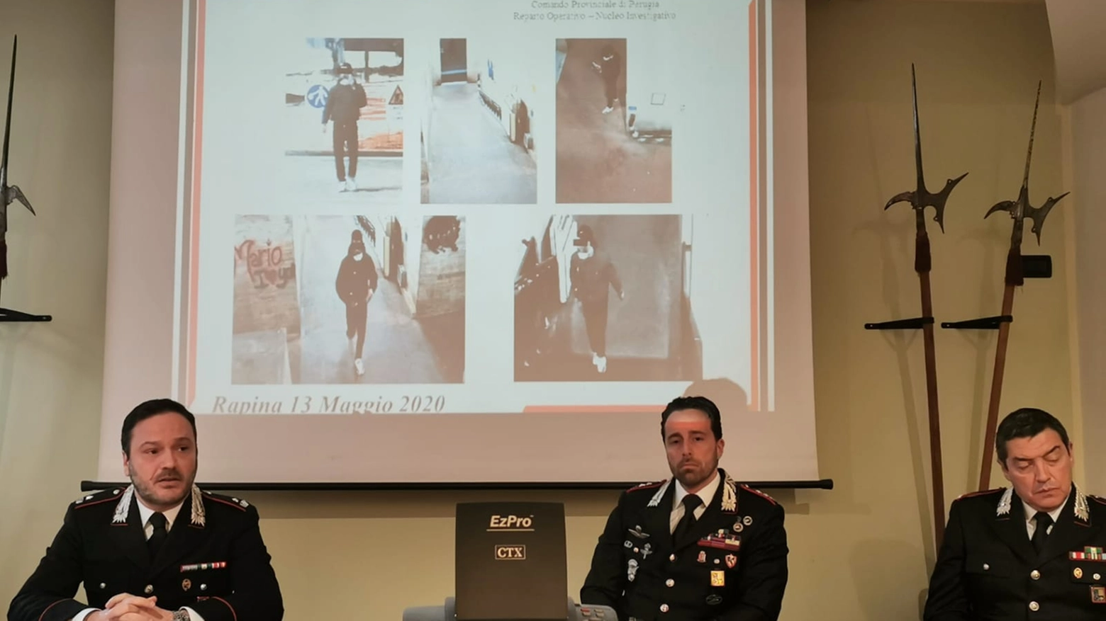 carabinieri, foto conferenza 