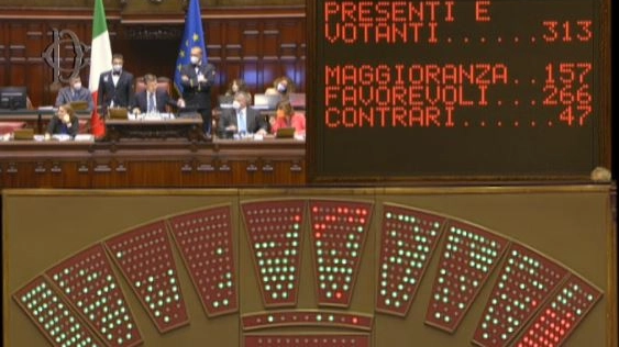 La Camera ha approvato il Dl aiuti con 266 sì, 47 no. Il M5S non ha partecipato al voto