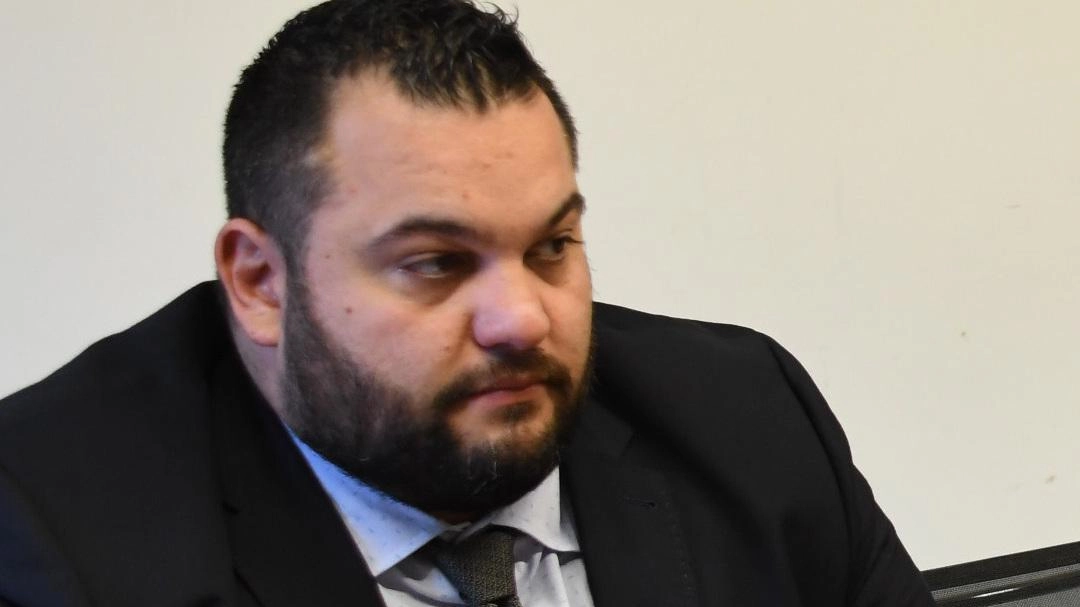 Conto alla rovescia per ricollocare gli esuberi. Il passaggio in una partecipata entro fine mese Conto alla rovescia per ricollocare gli esuberi. Il passaggio in una partecipata entro fine mese