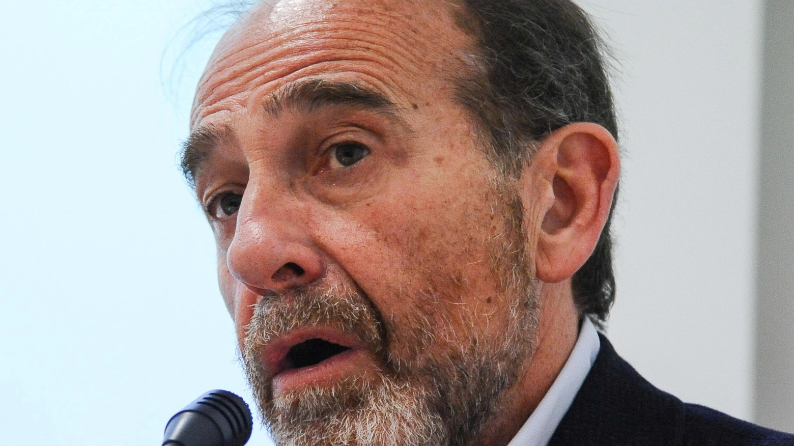 Sanità, infrastrutture e mondo del lavoro Il dialogo con i Socialisti Sanità, infrastrutture e mondo del lavoro Il dialogo con i Socialisti