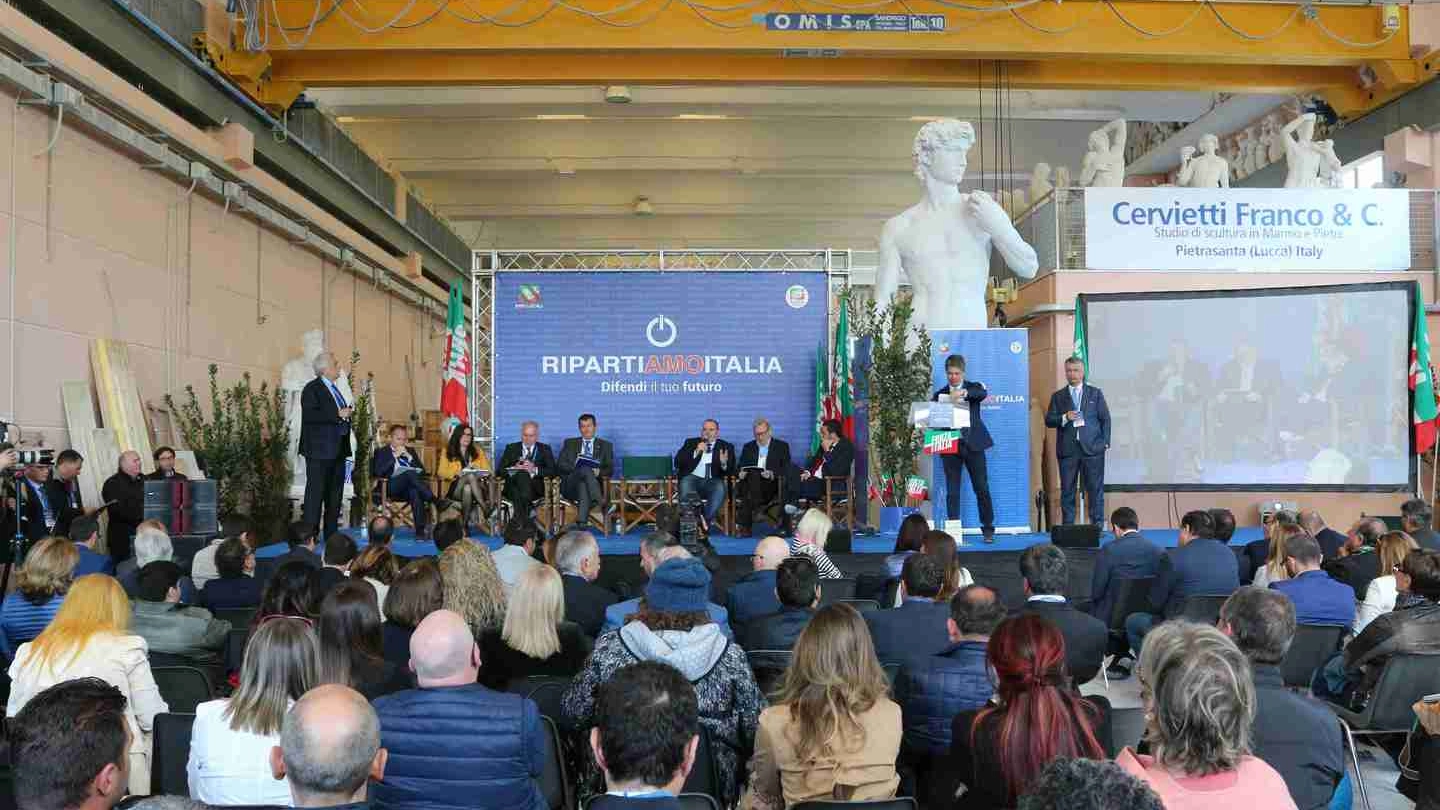 Le parole dell'ex premier durante la manifestazione "Ripartiamo Italia"