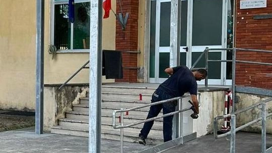 Al via interventi da oltre 900mila euro a Pietrasanta per la sicurezza dei plessi scolastici
Al via interventi da oltre 900mila euro a Pietrasanta per la sicurezza dei plessi scolastici
