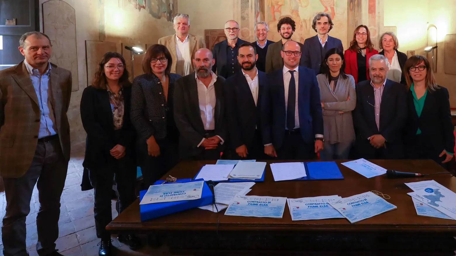 Il patto per l’Elsa "Un contratto di fiume per salvare le risorse e tutelare l’ambiente" Il patto per l’Elsa "Un contratto di fiume per salvare le risorse e tutelare l’ambiente"