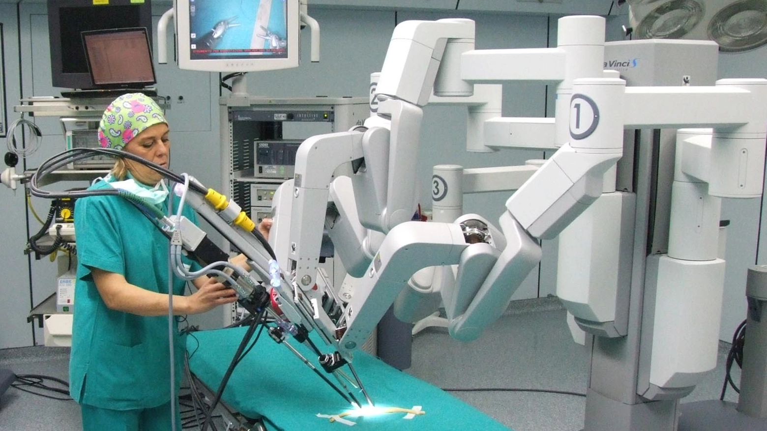Il robot chirurgico cardiotoracico 'Da Vinci' 