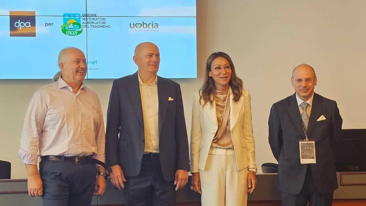Il lago alla Fiera di Rimini. L’Urat ha presentato i progetti per il Trasimeno Il lago alla Fiera di Rimini. L’Urat ha presentato i progetti per il Trasimeno