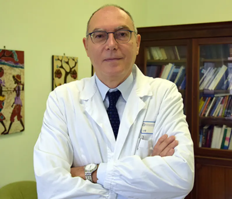 Covid e influenza: tempesta infettiva in arrivo. Il picco durante le feste