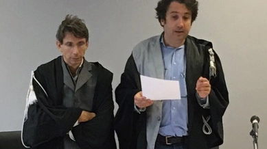 A sinistra il giudice Fabrizio Garofalo e il cancelliere; qui sopra il pm Alessandro Casseri che ha sostenuto l’accusa nei confronti dell’imputata, poi condannata