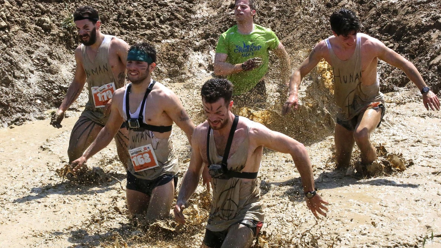 Alcuni partecipanti alla Mud Run Inferno
