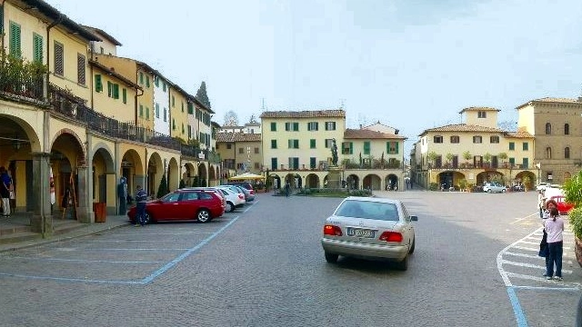 La piazza principale di Greve in Chianti