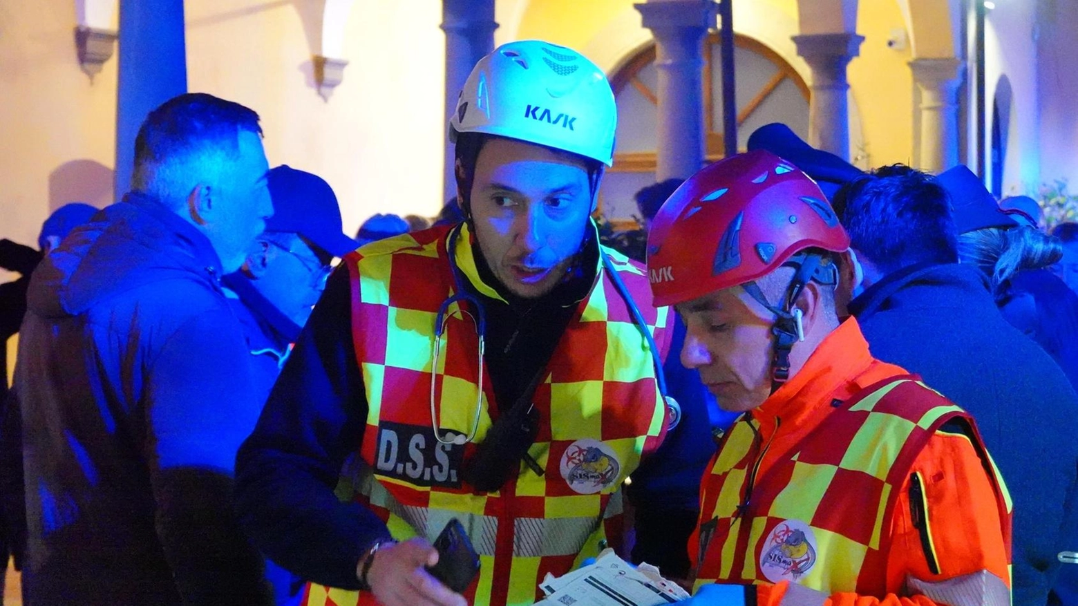 Preghiera Per Gli Sposi Madre Teresa La comunità neocatecumenale. Stretti in preghiera per gli sposi. Don