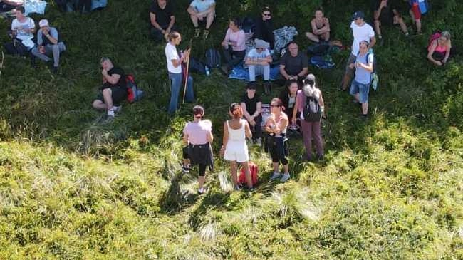 Processione di San Bartolomeo a Sillano-Giuncugnano: tanti fedeli a Passo di Romecchio
Processione di San Bartolomeo a Sillano-Giuncugnano: tanti fedeli a Passo di Romecchio