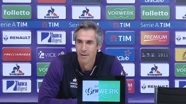 Paulo Sousa durante la conferenza stampa prima di Cagliari-Fiorentina